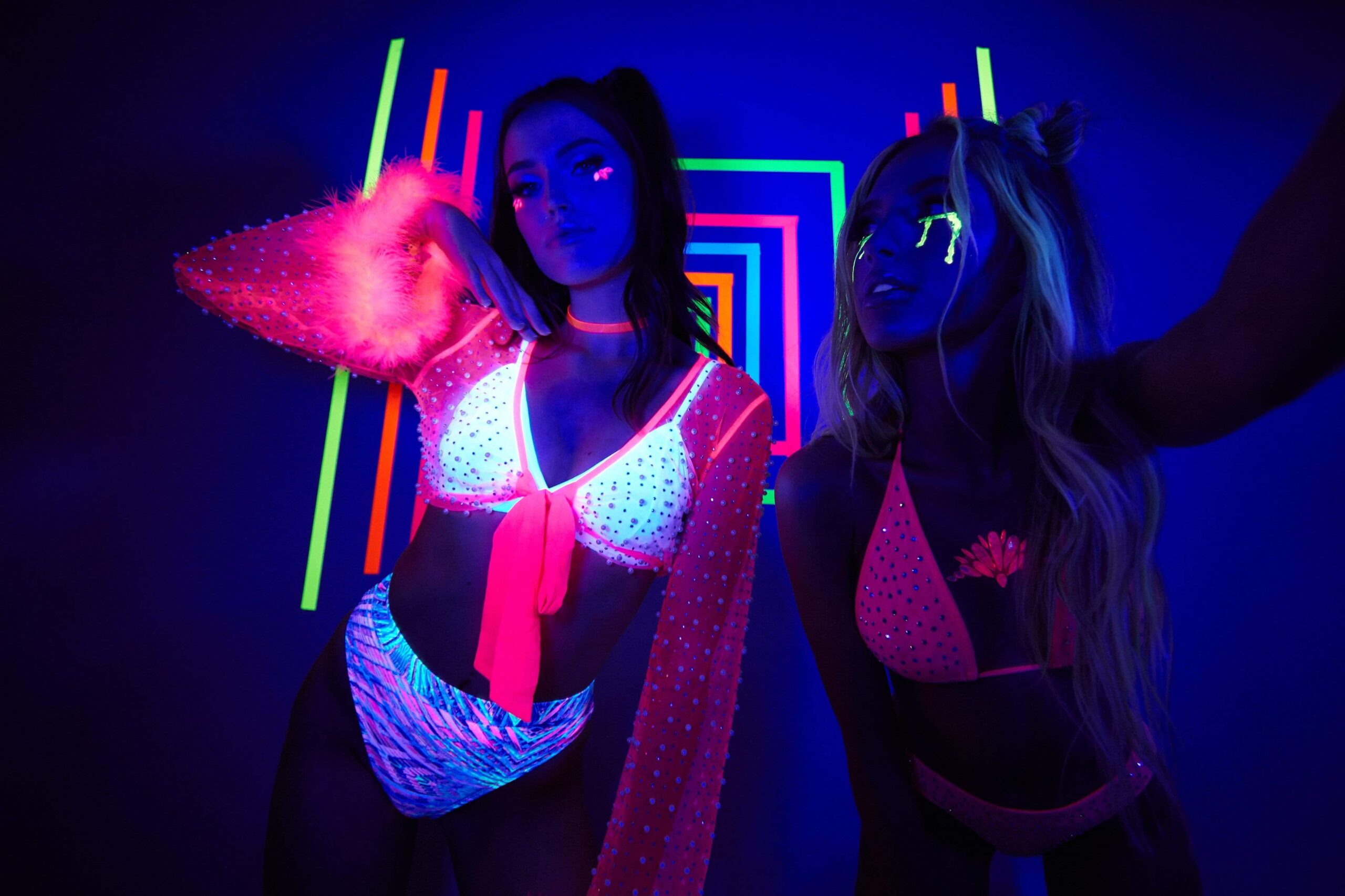 iHeartRaves Reviewed – The Best Rave Outfits, Rave Clothing and Rave Wear